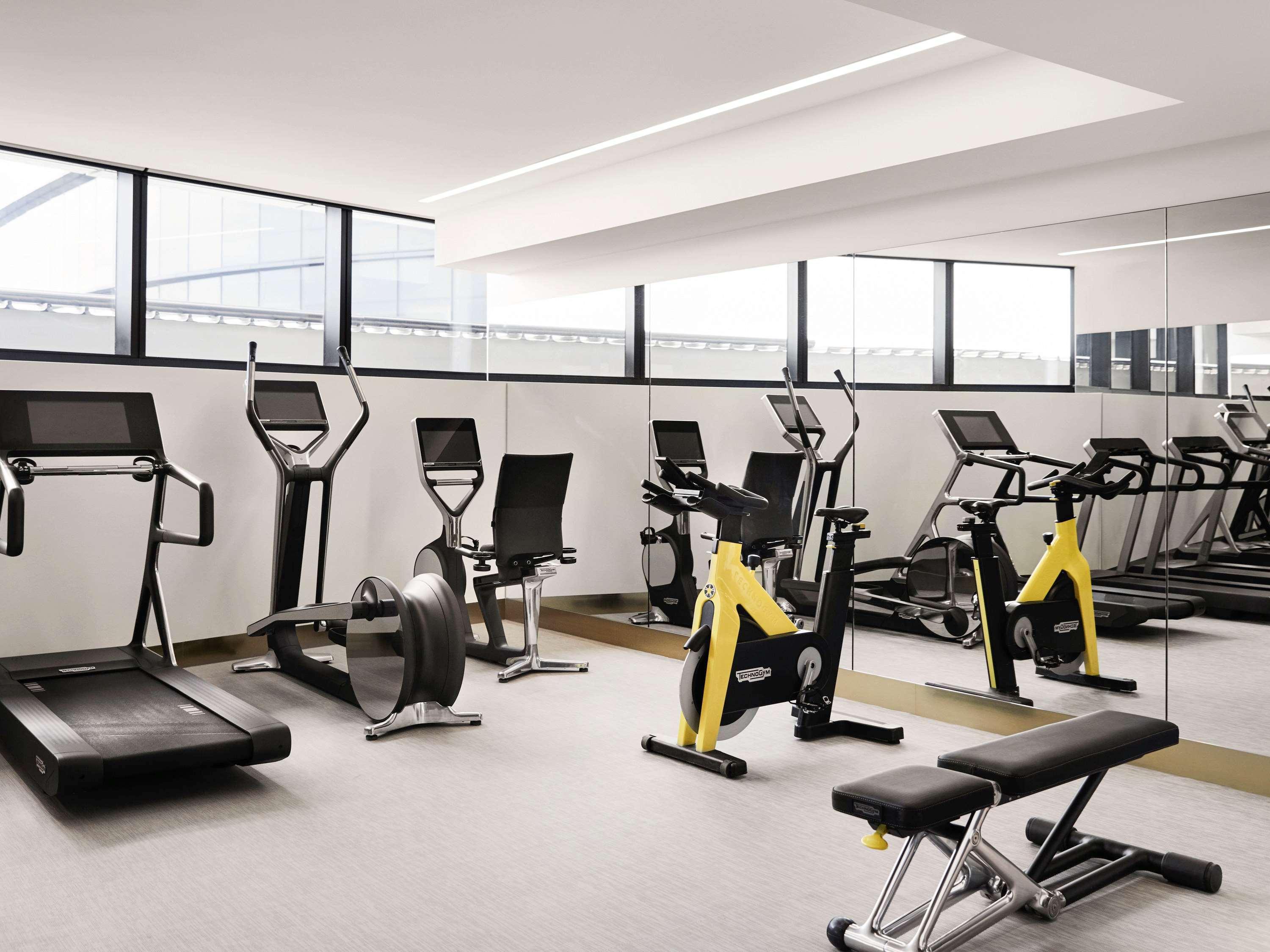 Hotel Chadstone Melbourne Mgallery Collection المظهر الخارجي الصورة The gym at the hotel