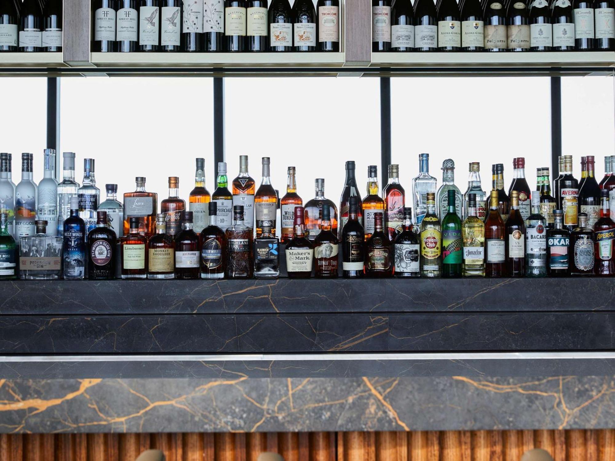 Hotel Chadstone Melbourne Mgallery Collection المظهر الخارجي الصورة A selection of spirits