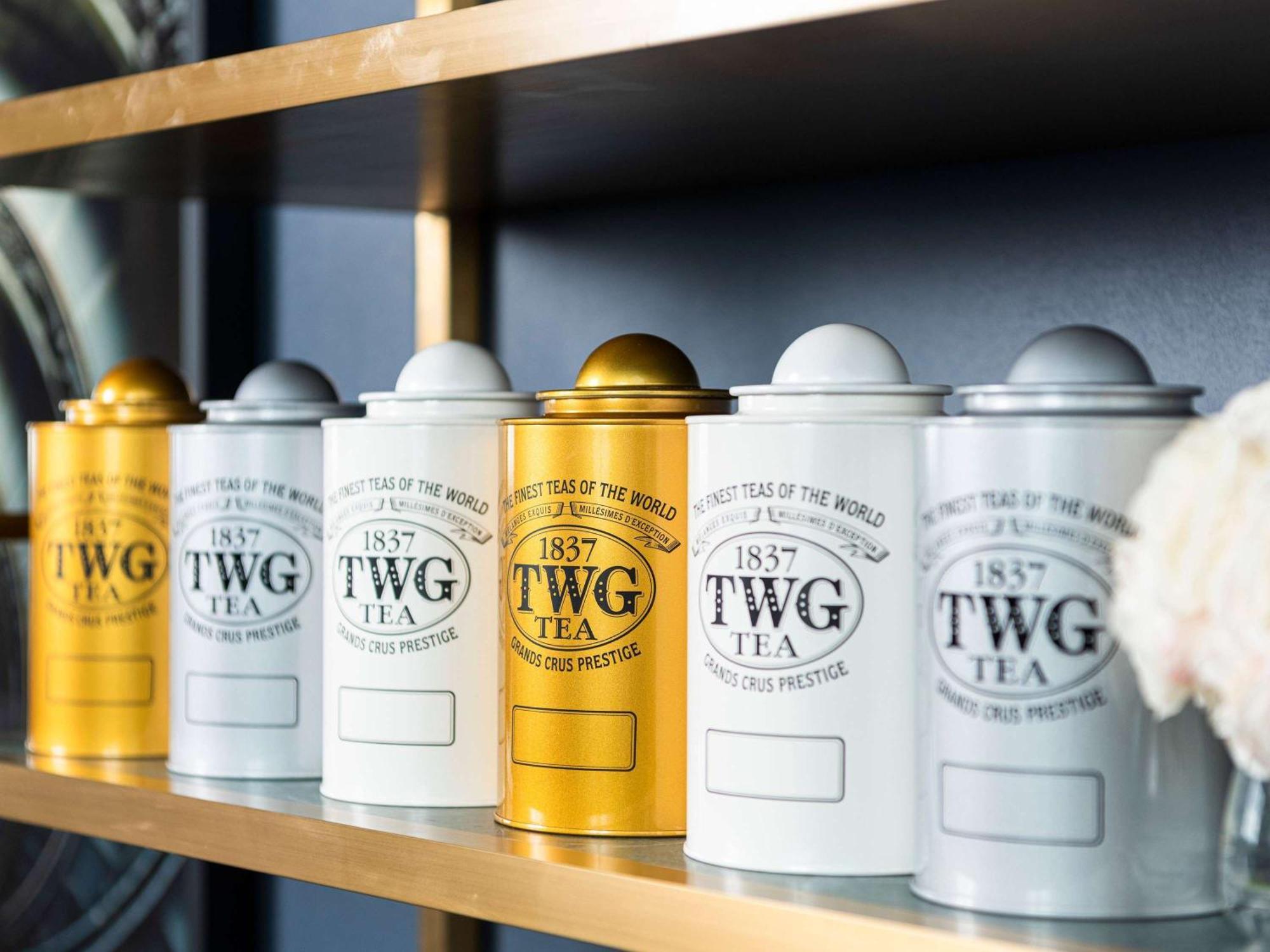 Hotel Chadstone Melbourne Mgallery Collection المظهر الخارجي الصورة TWG Tea tins